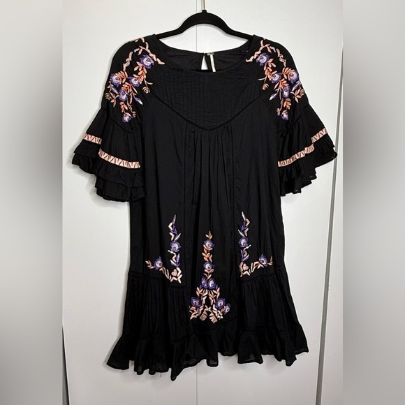 Free People - Pablo Dress - mini 3/4 sleeves, ruffles, embroidery. Black small - Picture 2 of 12